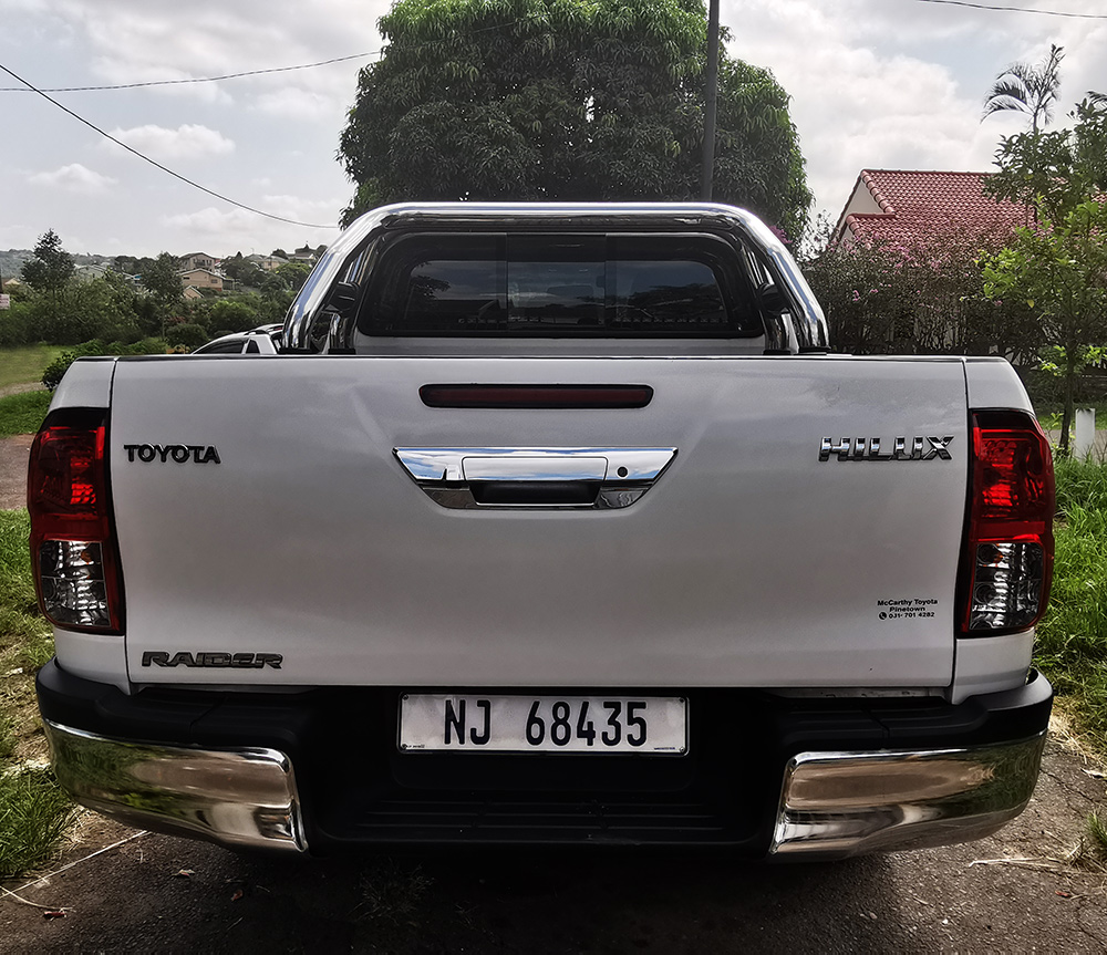 2016 Toyota Hilux GD6 Raider 2.8D 4x2 - Flipping Cars